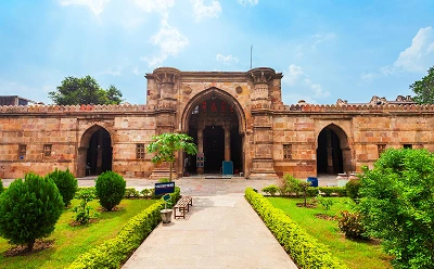 AHMEDABAD (Head Office)